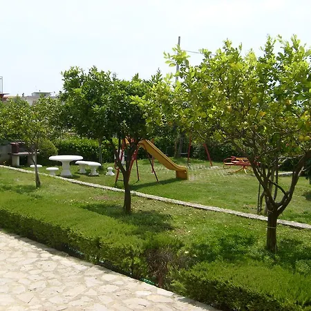 Aparthotel Mediterraneo 3*